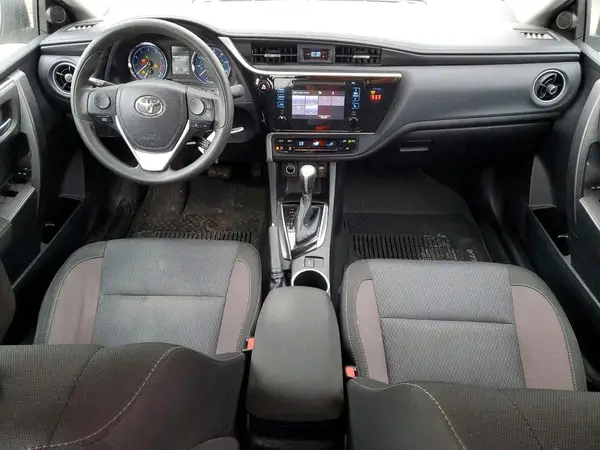 2T1BURHE4JC004755 2018 TOYOTA COROLLA - Image 8