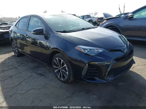2T1BURHE4JC006358 2018 TOYOTA COROLLA - Image 1