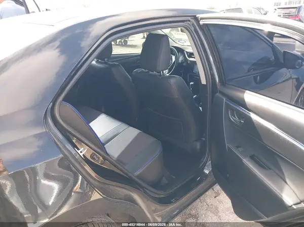 2T1BURHE4JC015044 2018 TOYOTA COROLLA - Image 8