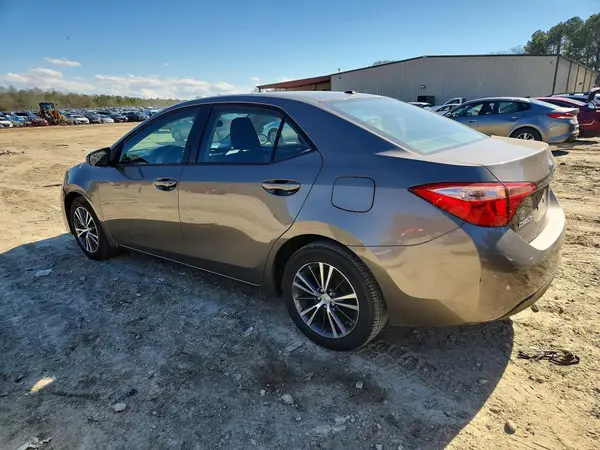 2T1BURHE4JC016324 2018 TOYOTA COROLLA - Image 2