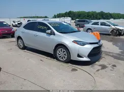2T1BURHE4JC016663 2018 TOYOTA COROLLA