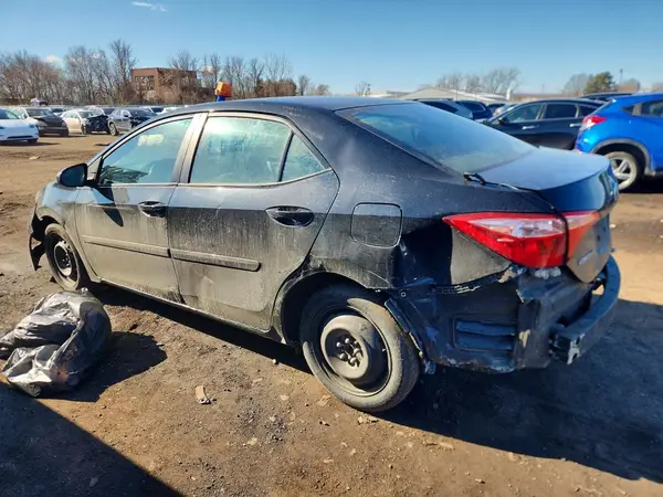 2T1BURHE4JC020275 2018 TOYOTA COROLLA - Image 2