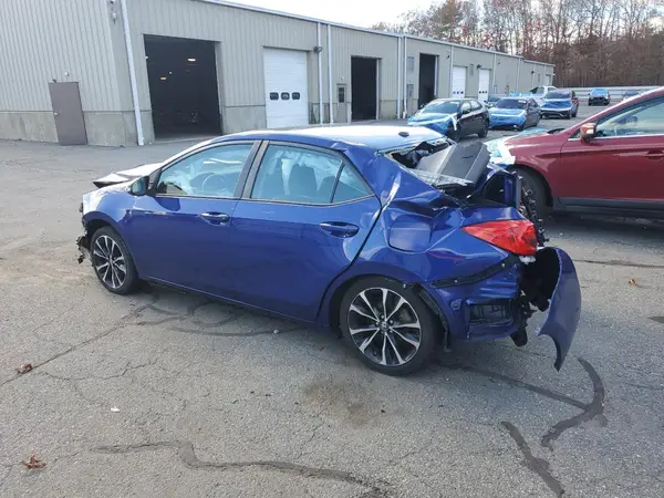 2T1BURHE4JC023337 2018 TOYOTA COROLLA - Image 2