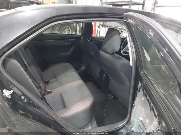 2T1BURHE4JC027338 2018 TOYOTA COROLLA - Image 8