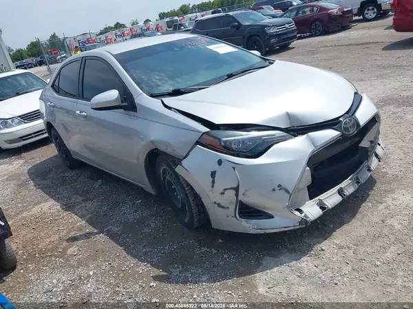 2T1BURHE4JC029073 2018 TOYOTA COROLLA - Image 1