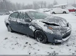 2T1BURHE4JC029476 2018 TOYOTA COROLLA