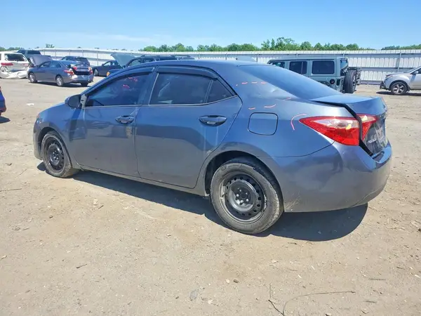 2T1BURHE4JC030319 2018 TOYOTA COROLLA - Image 2