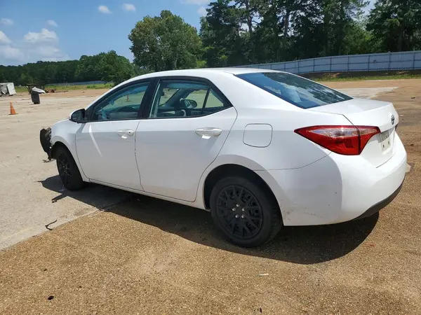 2T1BURHE4JC030871 2018 TOYOTA COROLLA - Image 2