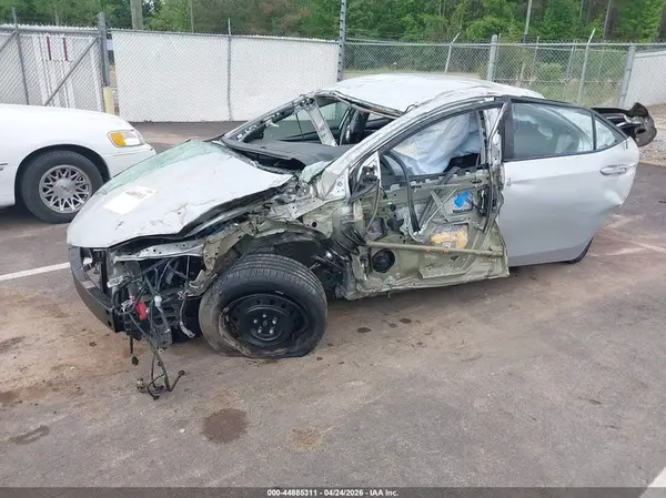 2T1BURHE4JC031583 2018 TOYOTA COROLLA - Image 2