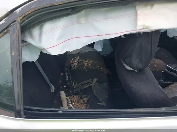 2T1BURHE4JC031583 2018 TOYOTA COROLLA - Image 8