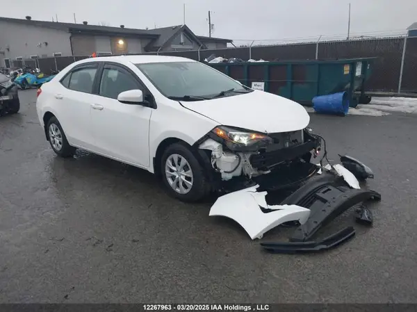 2T1BURHE4JC033348 2018 TOYOTA COROLLA - Image 1
