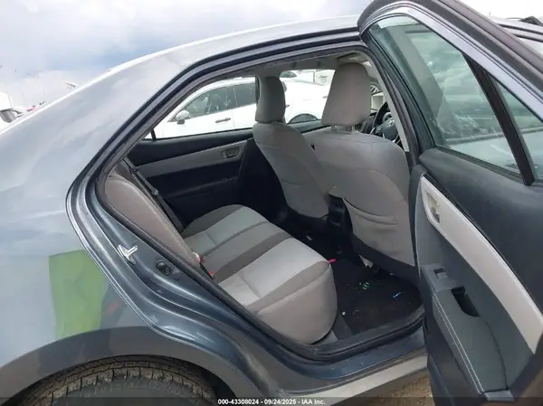 2T1BURHE4JC033351 2018 TOYOTA COROLLA - Image 8