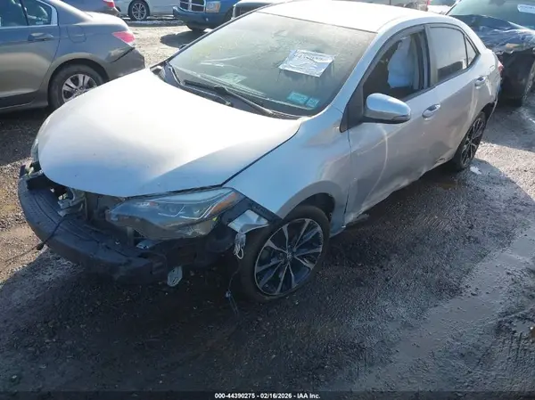 2T1BURHE4JC035178 2018 TOYOTA COROLLA - Image 2