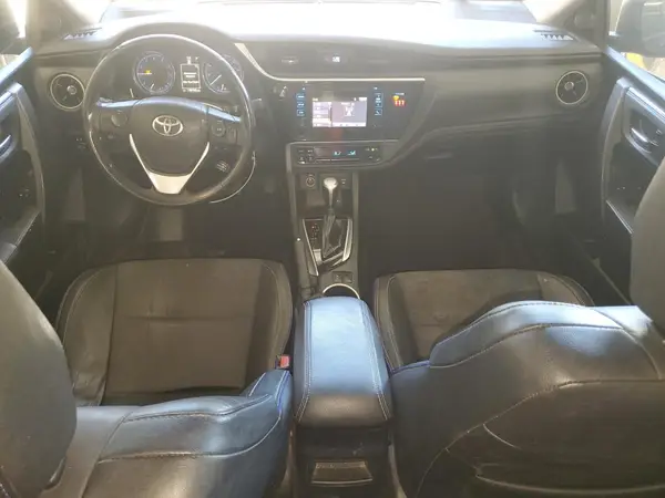 2T1BURHE4JC041708 2018 TOYOTA COROLLA - Image 8