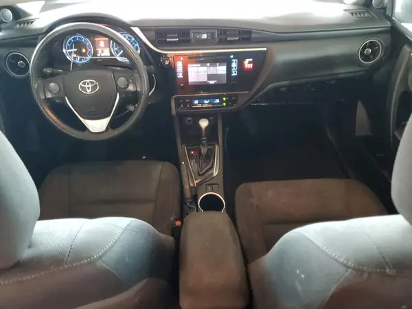 2T1BURHE4JC042180 2018 TOYOTA COROLLA - Image 8