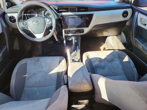 2T1BURHE4JC043121 2018 TOYOTA COROLLA - Image 8