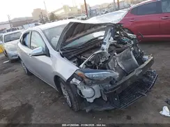 2T1BURHE4JC043247 2018 TOYOTA COROLLA