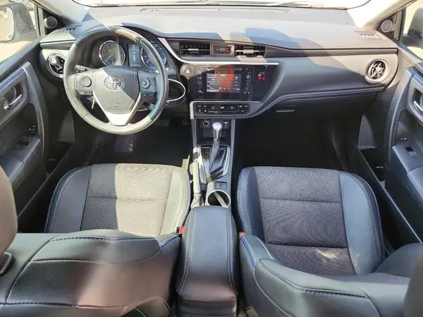 2T1BURHE4JC051980 2018 TOYOTA COROLLA - Image 8