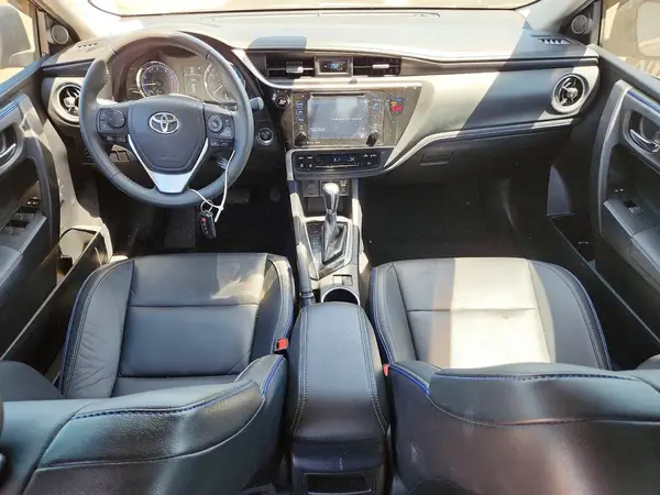 2T1BURHE4JC055513 2018 TOYOTA COROLLA - Image 8