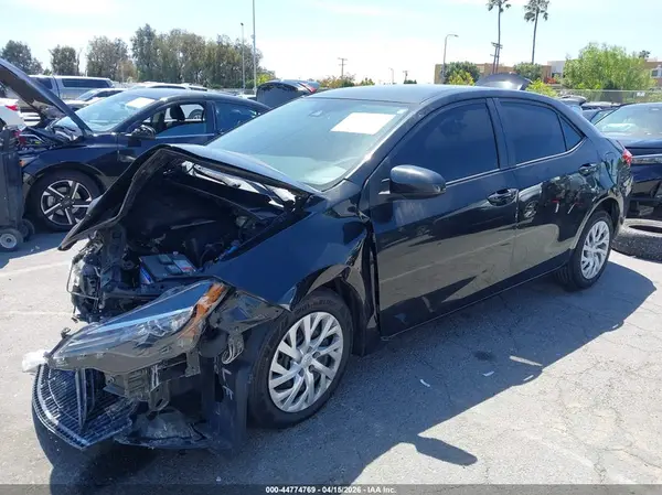 2T1BURHE4JC055897 2018 TOYOTA COROLLA - Image 2