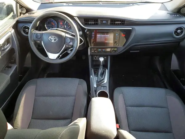 2T1BURHE4JC056211 2018 TOYOTA COROLLA - Image 8