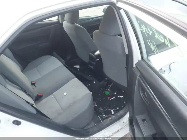 2T1BURHE4JC056922 2018 TOYOTA COROLLA - Image 8