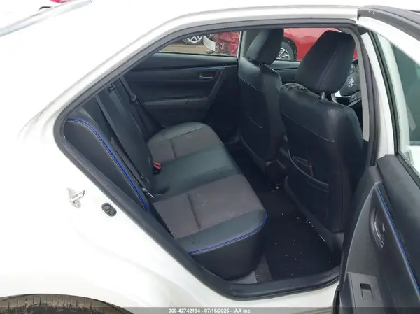 2T1BURHE4JC057438 2018 TOYOTA COROLLA - Image 8