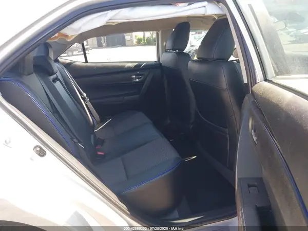 2T1BURHE4JC060727 2018 TOYOTA COROLLA - Image 8