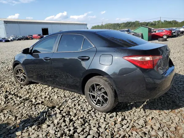 2T1BURHE4JC062364 2018 TOYOTA COROLLA - Image 2