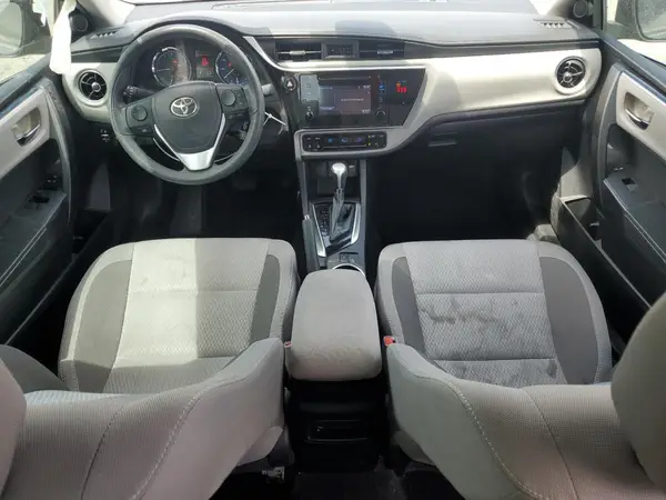 2T1BURHE4JC062428 2018 TOYOTA COROLLA - Image 8