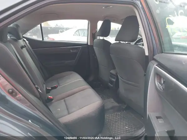 2T1BURHE4JC063157 2018 TOYOTA COROLLA - Image 8
