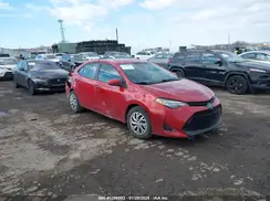 2T1BURHE4JC063966 2018 TOYOTA COROLLA