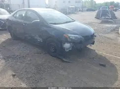 2T1BURHE4JC064664 2018 TOYOTA COROLLA