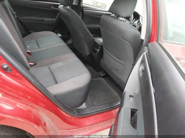 2T1BURHE4JC068326 2018 TOYOTA COROLLA - Image 8