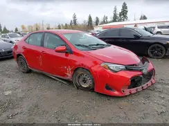 2T1BURHE4JC070464 2018 TOYOTA COROLLA