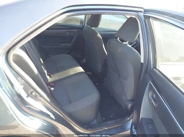 2T1BURHE4JC071470 2018 TOYOTA COROLLA - Image 8