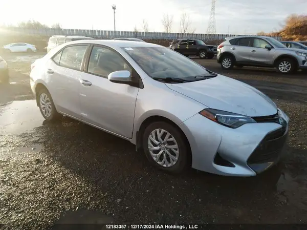 2T1BURHE4JC072621 2018 TOYOTA COROLLA - Image 1