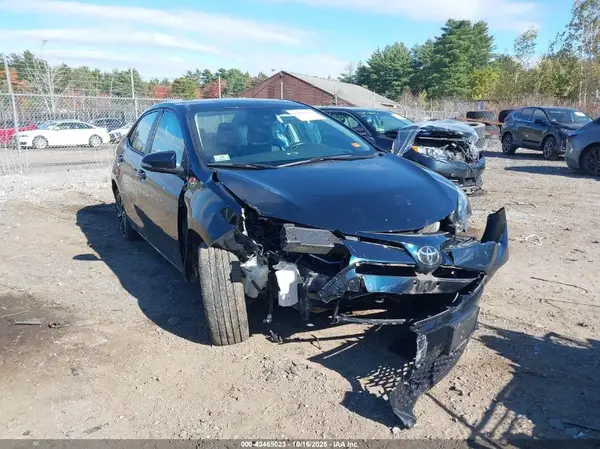 2T1BURHE4JC073574 2018 TOYOTA COROLLA - Image 1
