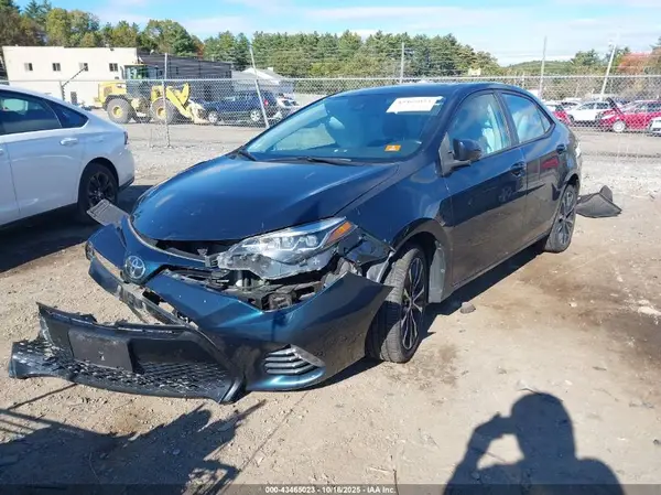2T1BURHE4JC073574 2018 TOYOTA COROLLA - Image 2