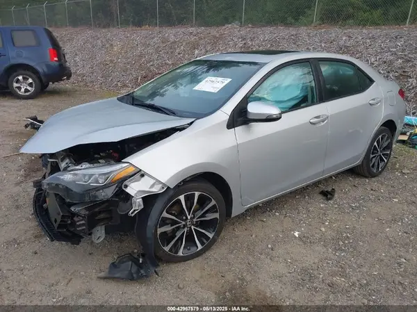 2T1BURHE4JC076121 2018 TOYOTA COROLLA - Image 2