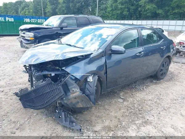 2T1BURHE4JC076958 2018 TOYOTA COROLLA - Image 2