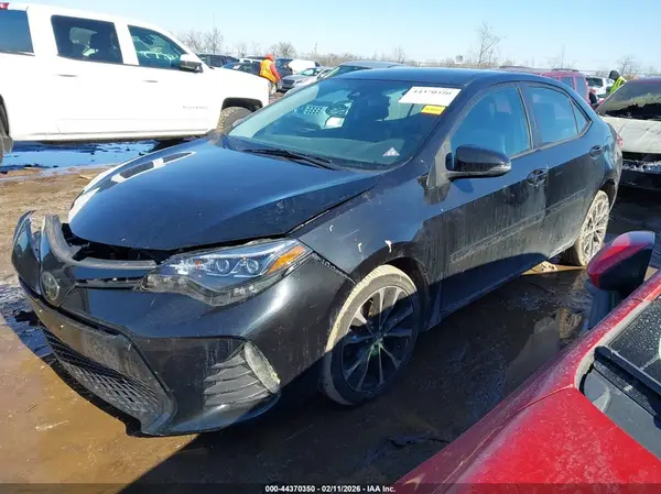 2T1BURHE4JC078063 2018 TOYOTA COROLLA - Image 2
