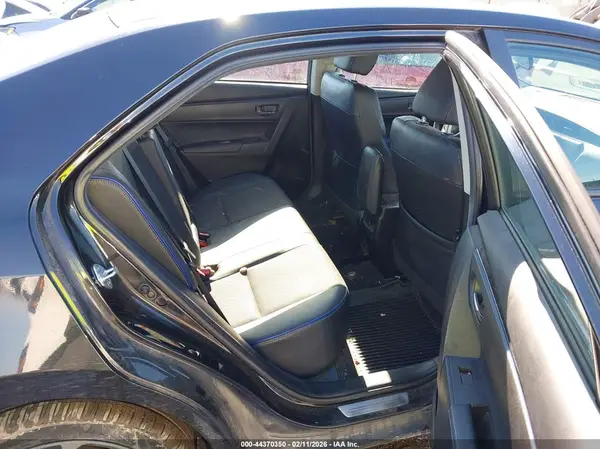 2T1BURHE4JC078063 2018 TOYOTA COROLLA - Image 8