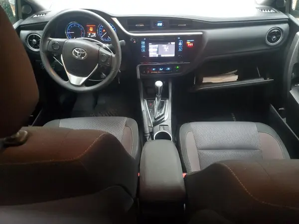 2T1BURHE4JC082081 2018 TOYOTA COROLLA - Image 8