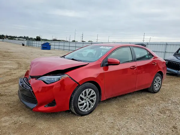 2T1BURHE4JC084560 2018 TOYOTA COROLLA - Image 1
