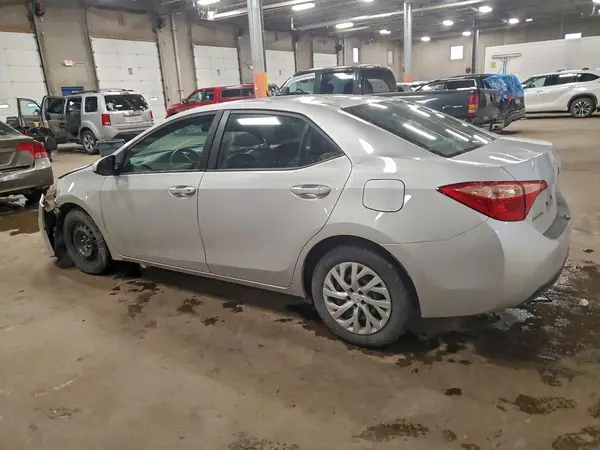 2T1BURHE4JC086115 2018 TOYOTA COROLLA - Image 2