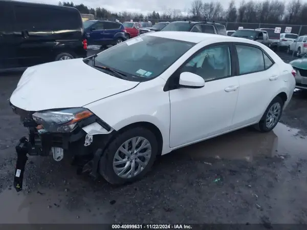 2T1BURHE4JC087300 2018 TOYOTA COROLLA - Image 2