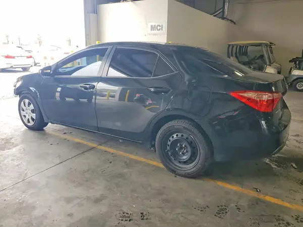 2T1BURHE4JC087782 2018 TOYOTA COROLLA - Image 2
