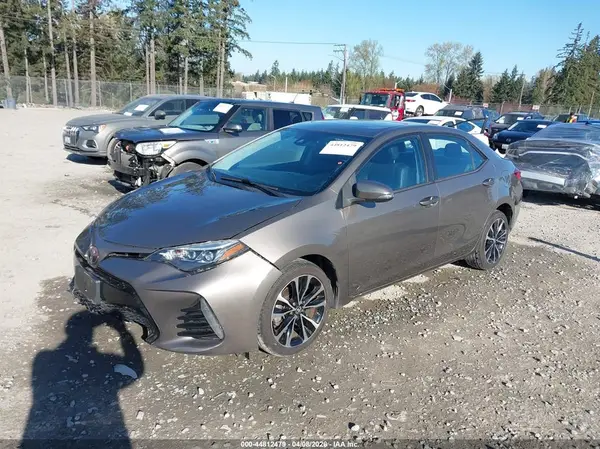 2T1BURHE4JC087815 2018 TOYOTA COROLLA - Image 2