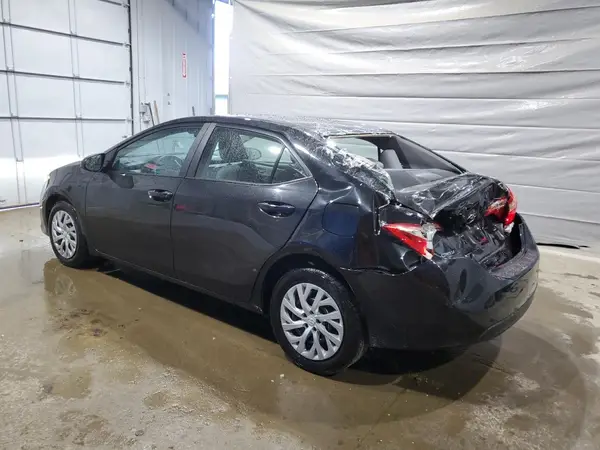 2T1BURHE4JC088253 2018 TOYOTA COROLLA - Image 2